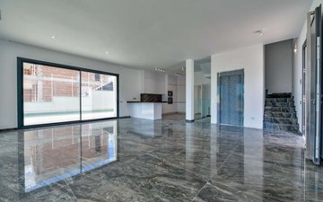 Property slide 36