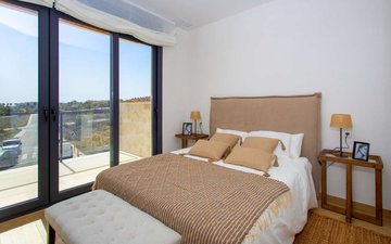Property slide 10