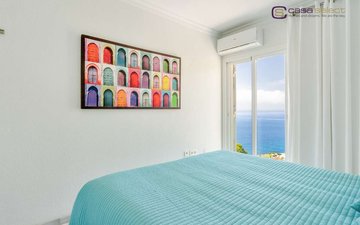 Property slide 17