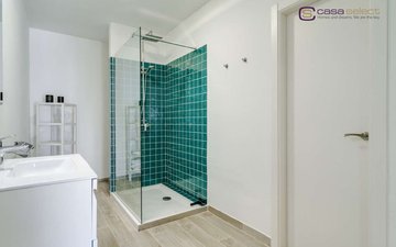 Property slide 25