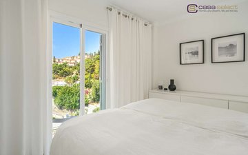 Property slide 12