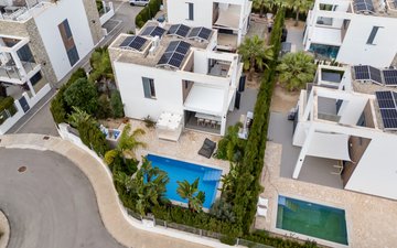 Property slide 25