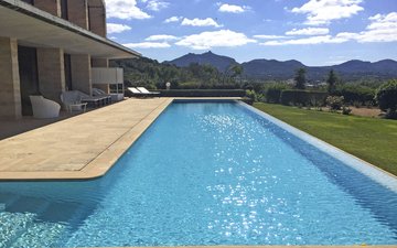 Property slide 19