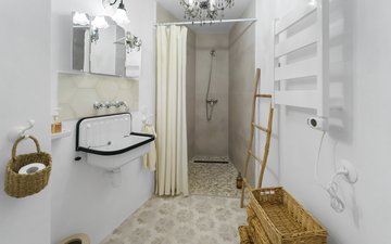 Property slide 33