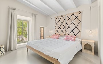 Property slide 17