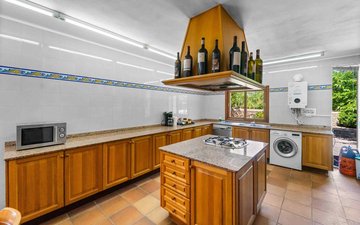 Property slide 16