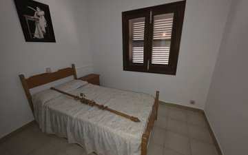 Property slide 21