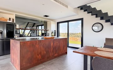 Property slide 21