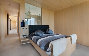 Property slide 14