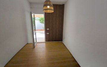 Property slide 14