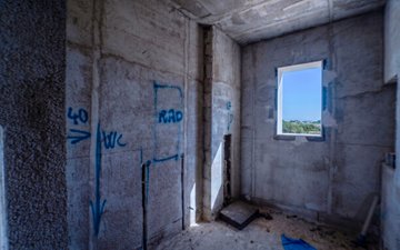 Property slide 25