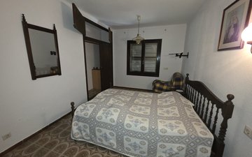 Property slide 23