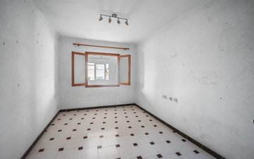 Property slide 5