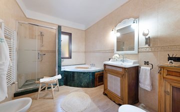 Property slide 20