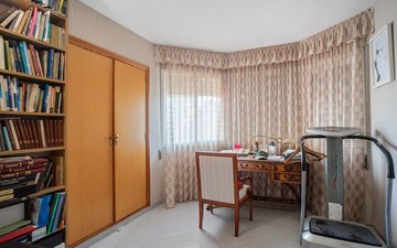 Property slide 19