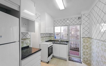 Property slide 22