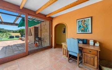 Property slide 10