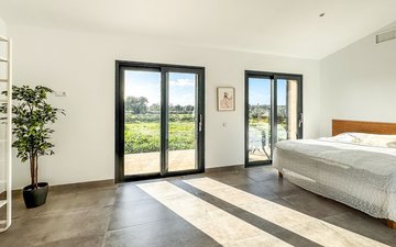 Property slide 18