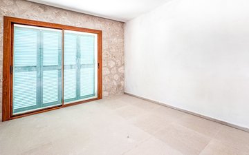 Property slide 5