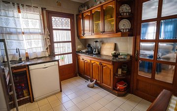 Property slide 20
