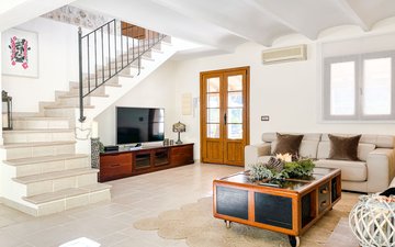 Property slide 25