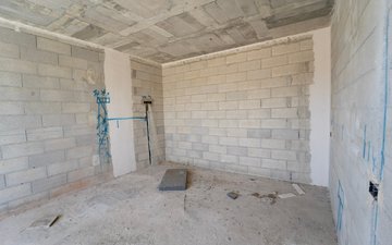 Property slide 32