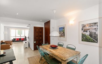 Property slide 25