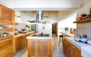 Property slide 21