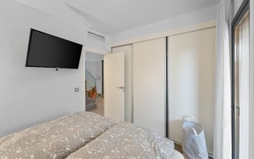 Property slide 9