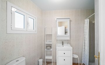 Property slide 48