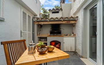 Property slide 18