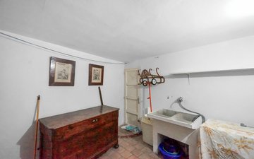 Property slide 23