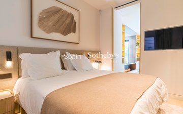 Property slide 24