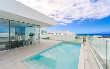Property slide 18