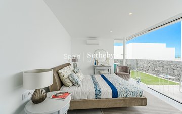 Property slide 29