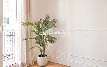 Property slide 22