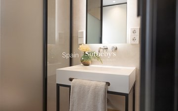 Property slide 20
