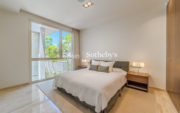 Property slide 21