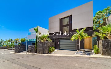 Property slide 30