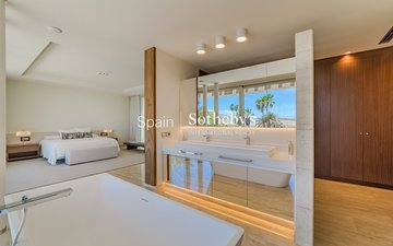 Property slide 26