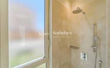 Property slide 34