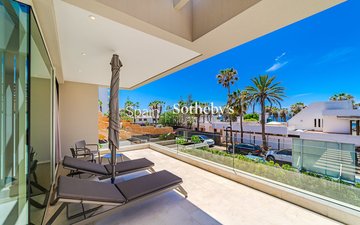 Property slide 38