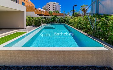 Property slide 7
