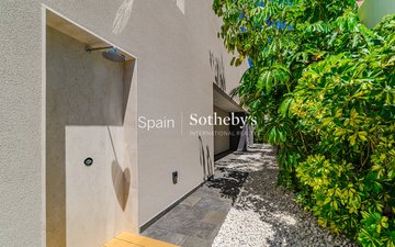 Property slide 8