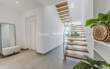 Property slide 14