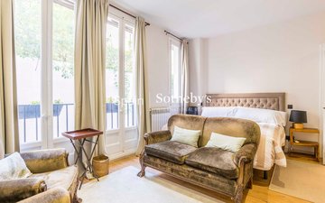 Property slide 40