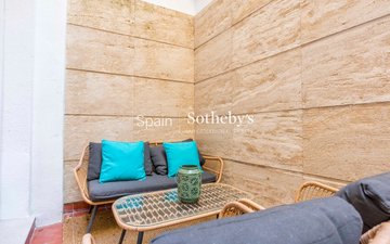 Property slide 24