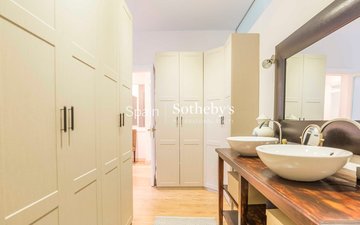 Property slide 38