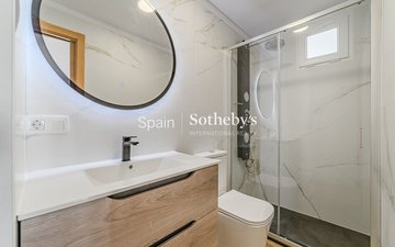 Property slide 25