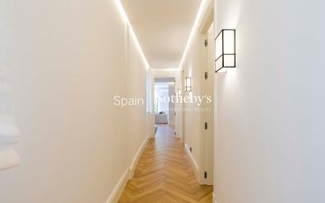 Property slide 32